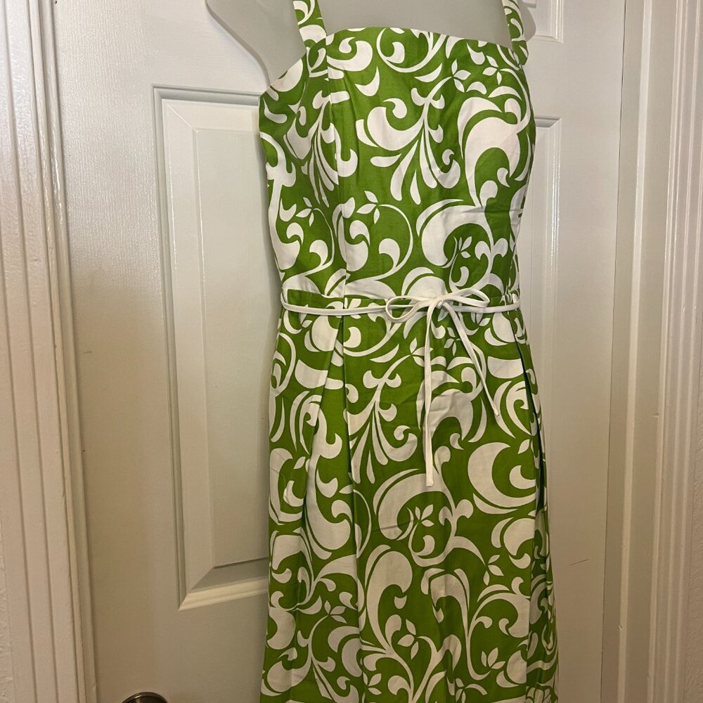 Retro Pattern Green & White Dress - Picture 2 of 7